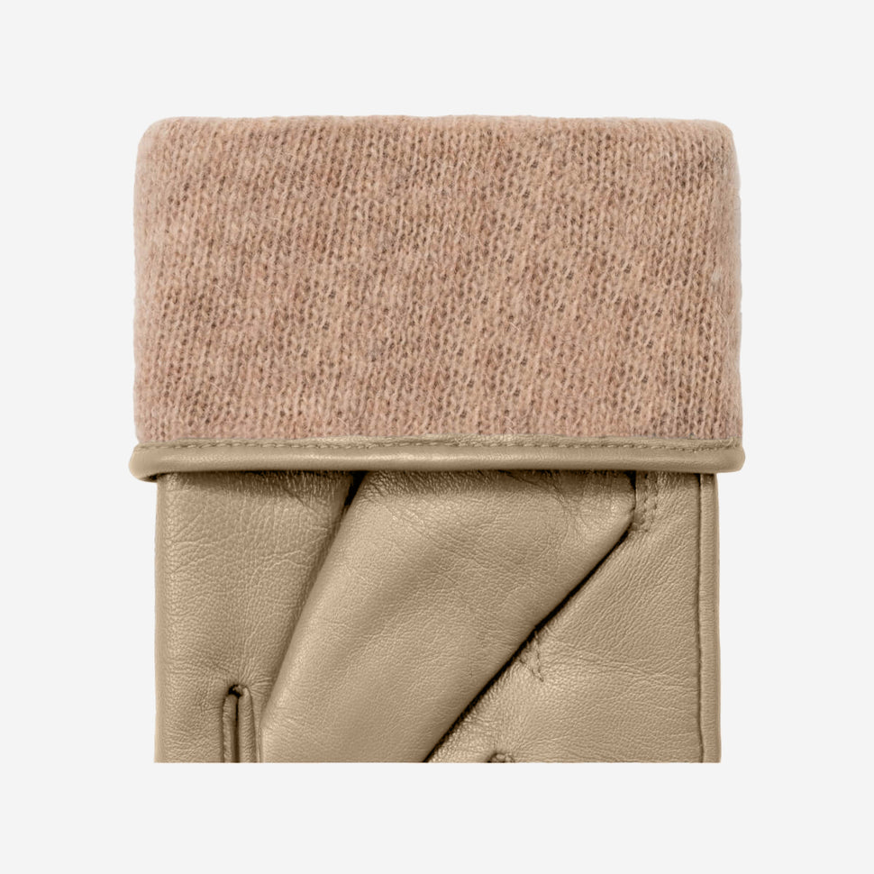 Ivy (beige) – sheepskin leather gloves with wool/cashmere lining & touchscreen feature - Schwartz & von Halen - UK - 3