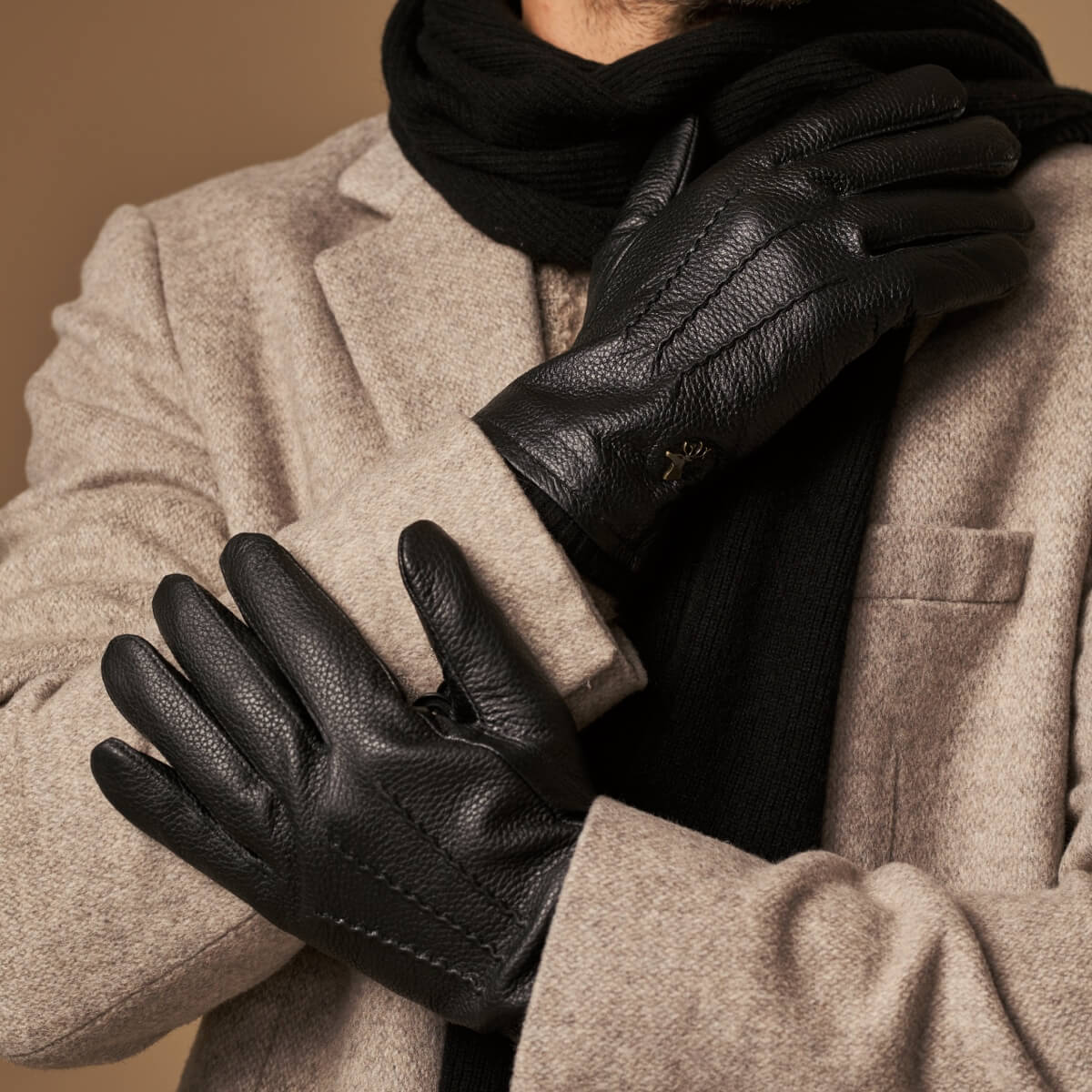 Columbus (black) – deerskin (American deerskin) leather gloves with warm wool lining - Schwartz & von Halen - UK - 10