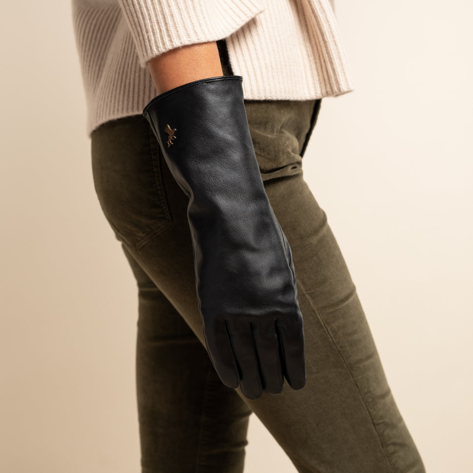 Emma - extra-long sheepskin leather gloves with wool/cashmere lining & touchscreen feature - Schwartz & von Halen - UK - 11