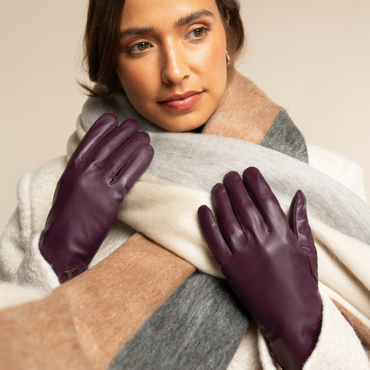 Ivy (purple) - Sheepskin leather gloves with wool/cashmere lining & touchscreen feature