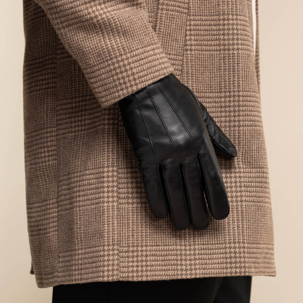 James (black) - classic sheepskin leather gloves with luxurious cashmere lining & touchscreen feature - Schwartz & von Halen - UK - 7