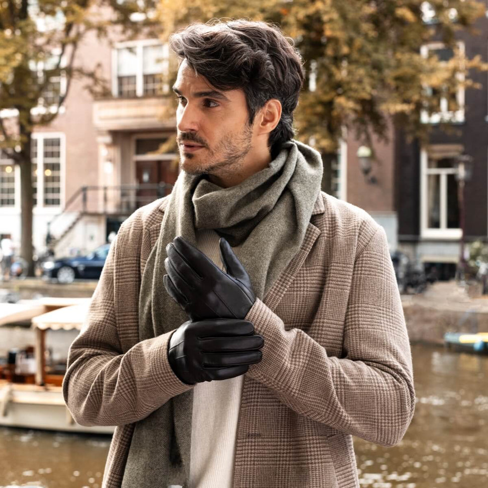 James (black) - classic sheepskin leather gloves with luxurious cashmere lining & touchscreen feature - Schwartz & von Halen - UK - 8
