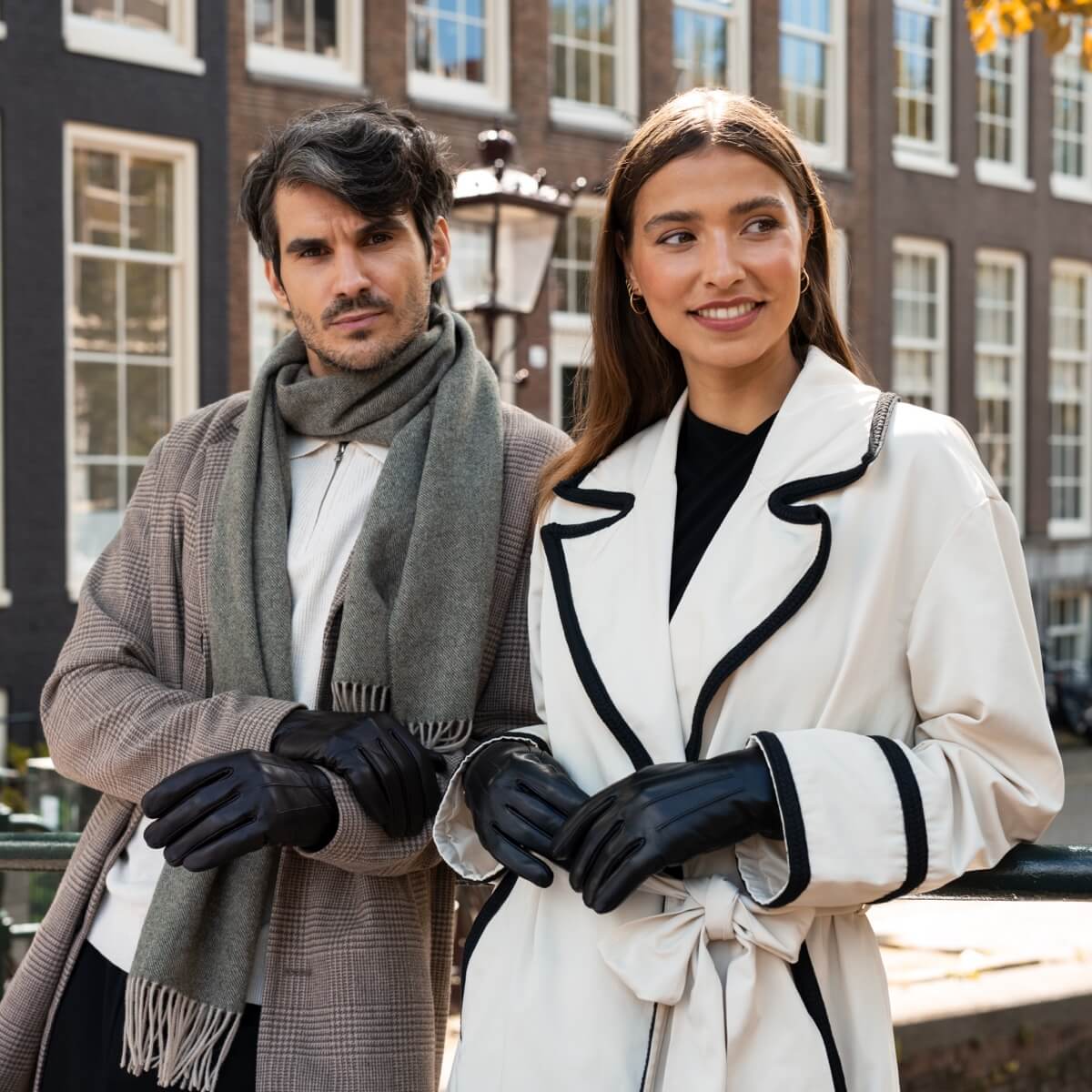 James (black) - classic sheepskin leather gloves with luxurious cashmere lining & touchscreen feature - Schwartz & von Halen - UK - 12