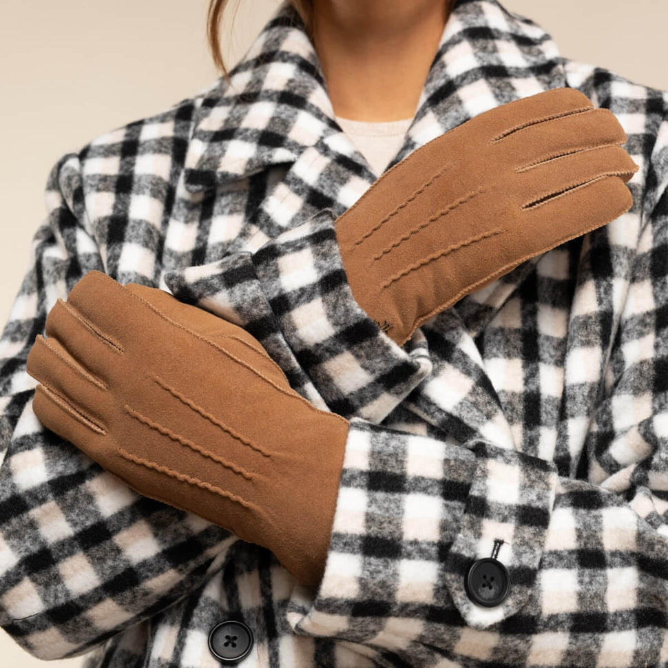 Josie (camel) - suede goatskin leather gloves with luxurious shearling lining - Schwartz & von Halen - UK - 6