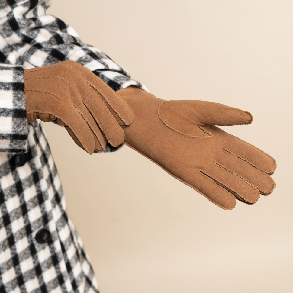 Josie (camel) - suede goatskin leather gloves with luxurious shearling lining - Schwartz & von Halen - UK - 11