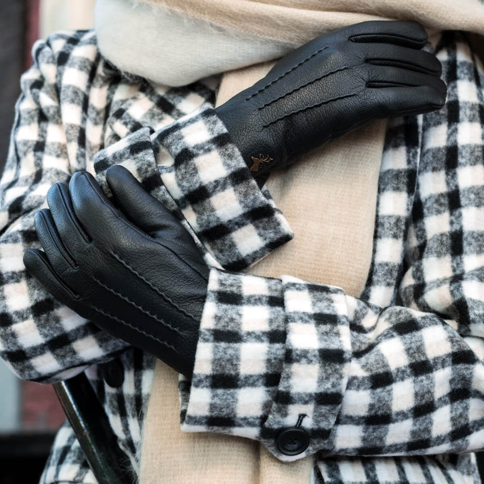 Julia (black) - goatskin leather gloves with luxury faux fur lining & touchscreen feature - Schwartz & von Halen - UK - 10