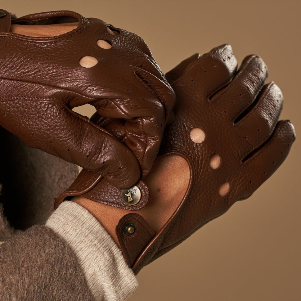 Marley (brown) – luxurious driving gloves made of American deerskin leather  - Schwartz & von Halen - UK - 6