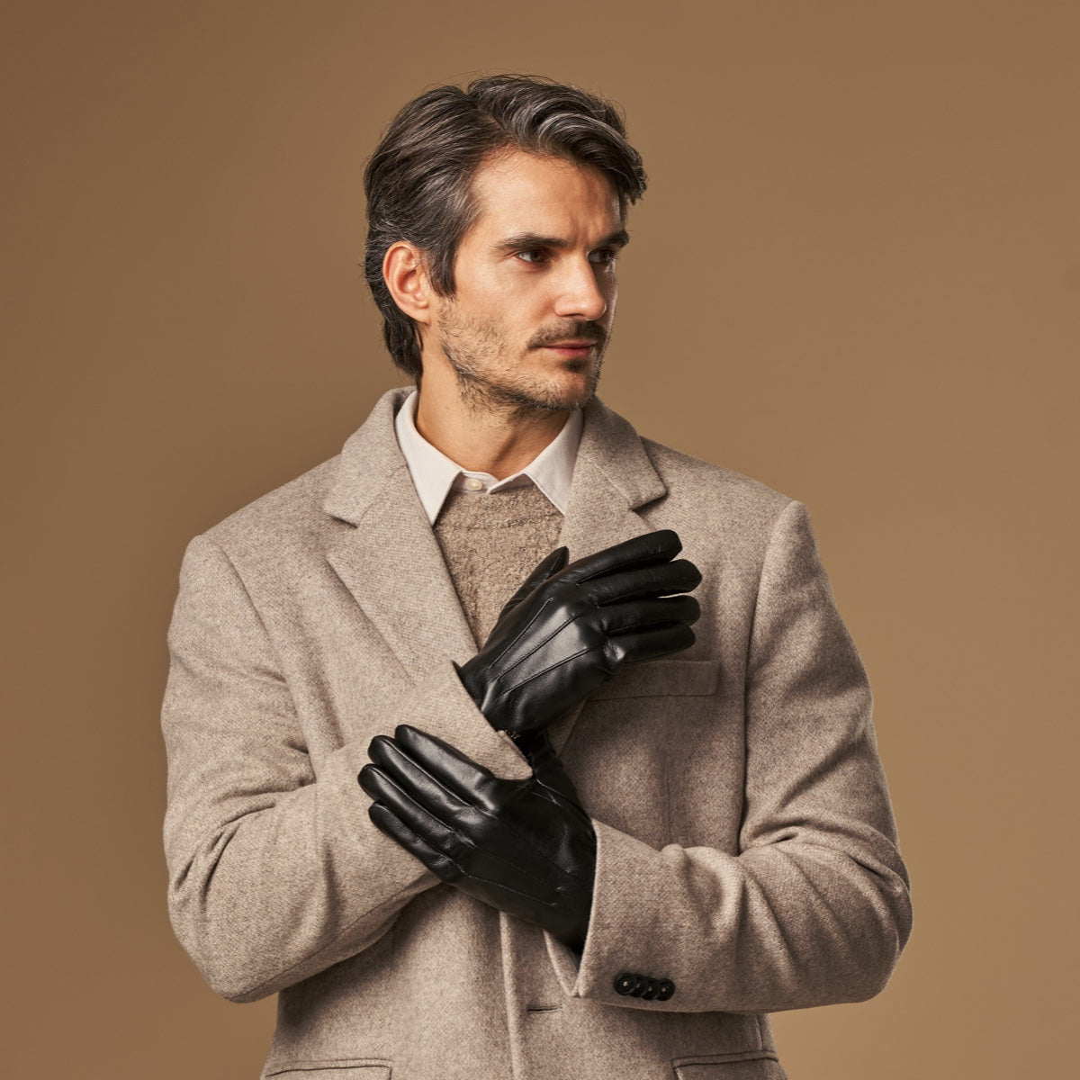 Musk - vegan leather gloves with fleece lining & touchscreen feature - Schwartz & von Halen - UK - 6