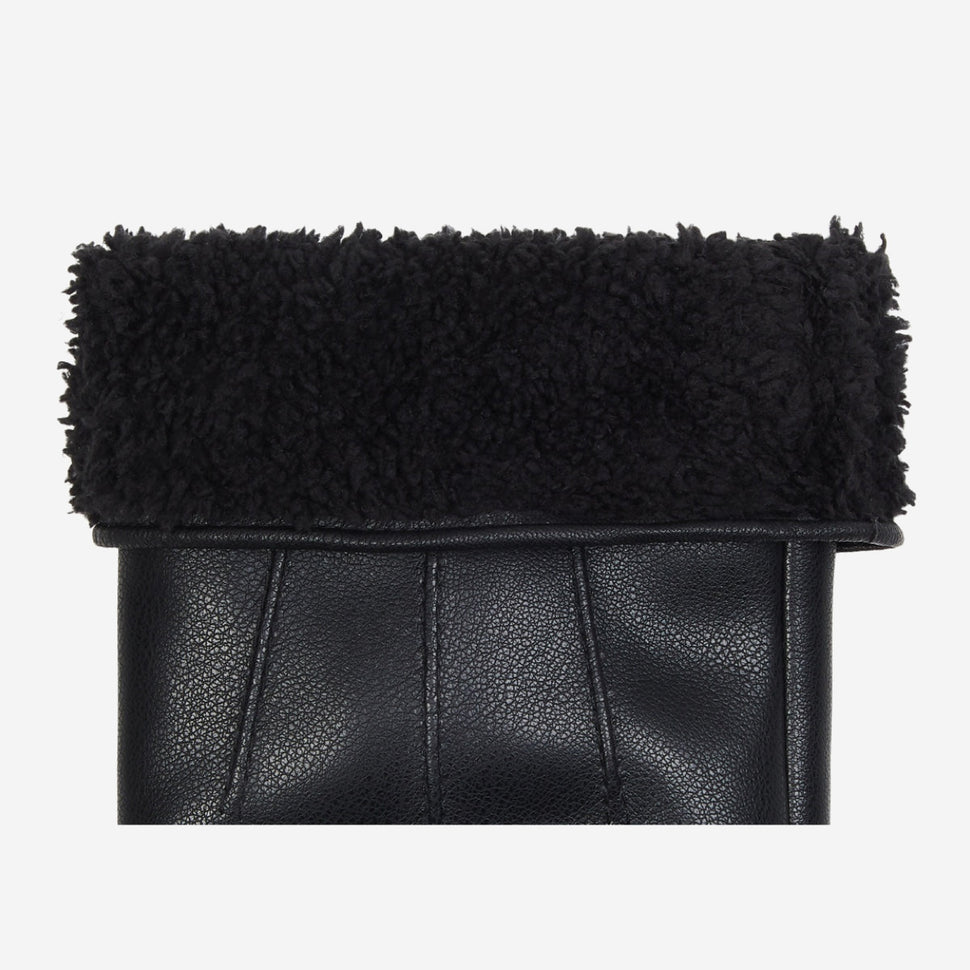 Musk - vegan leather gloves with fleece lining & touchscreen feature - Schwartz & von Halen - UK - 3