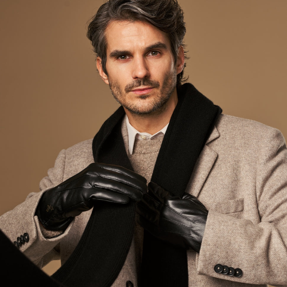 Musk - vegan leather gloves with fleece lining & touchscreen feature - Schwartz & von Halen - UK - 11