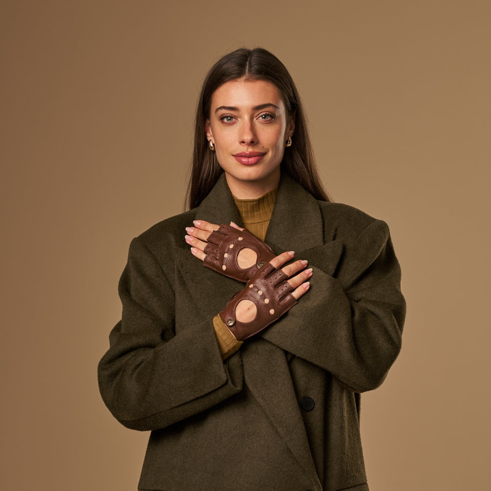 Robyn (brown) – luxurious fingerless driving gloves made of American deerskin leather - Schwartz & von Halen - UK - 3
