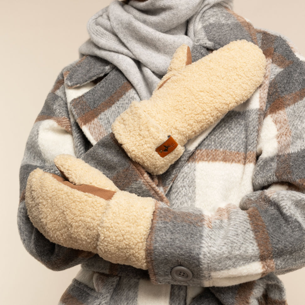 Sophia (beige) - Ultra-soft teddy mittens with warm faux fur lining - Schwartz & von Halen - UK - 12