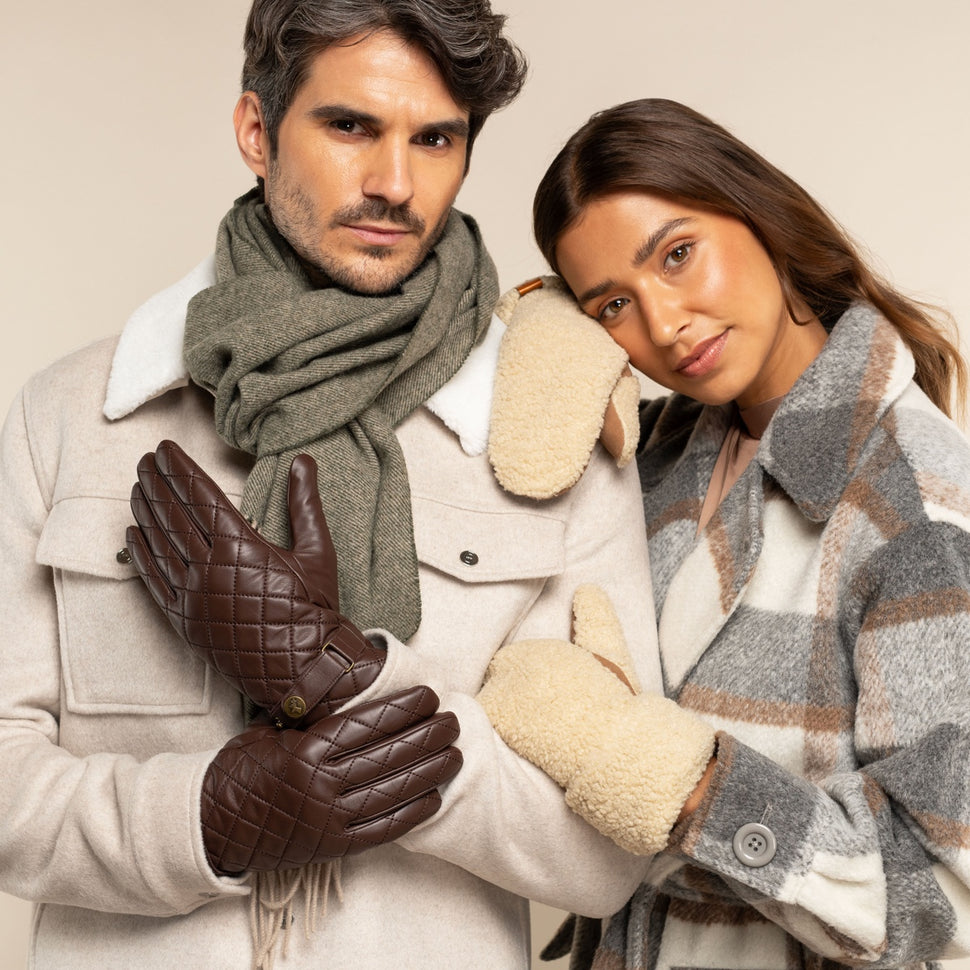 Sophia (beige) - Ultra-soft teddy mittens with warm faux fur lining - Schwartz & von Halen - UK - 13