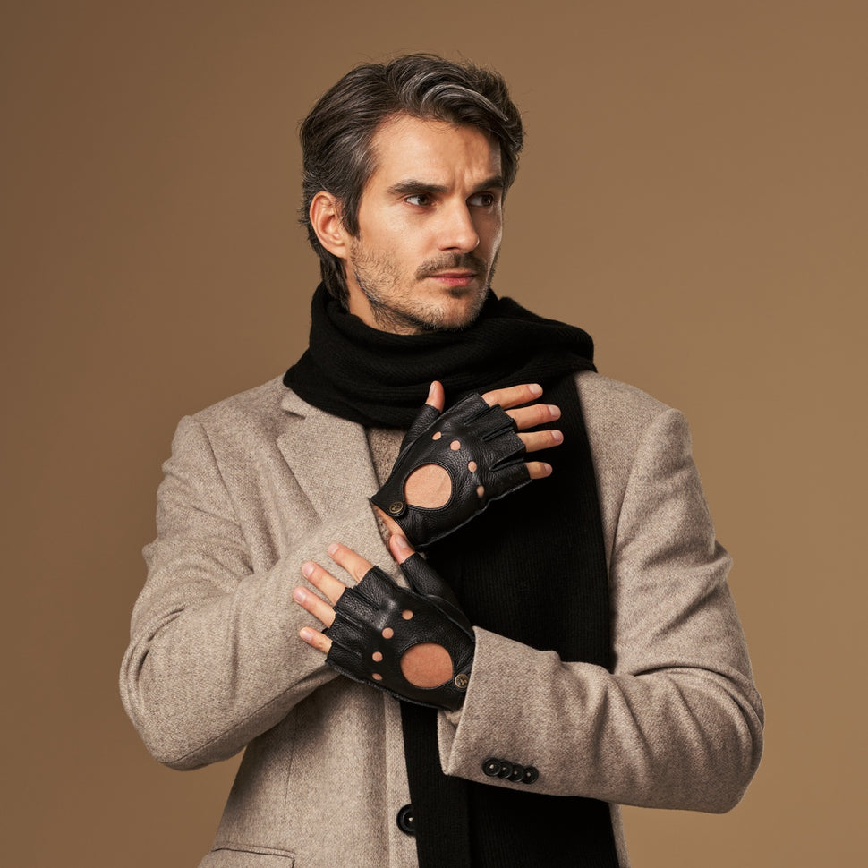 Zane (black) – luxurious fingerless driving gloves made of American deerskin leather - Schwartz & von Halen - UK - 3