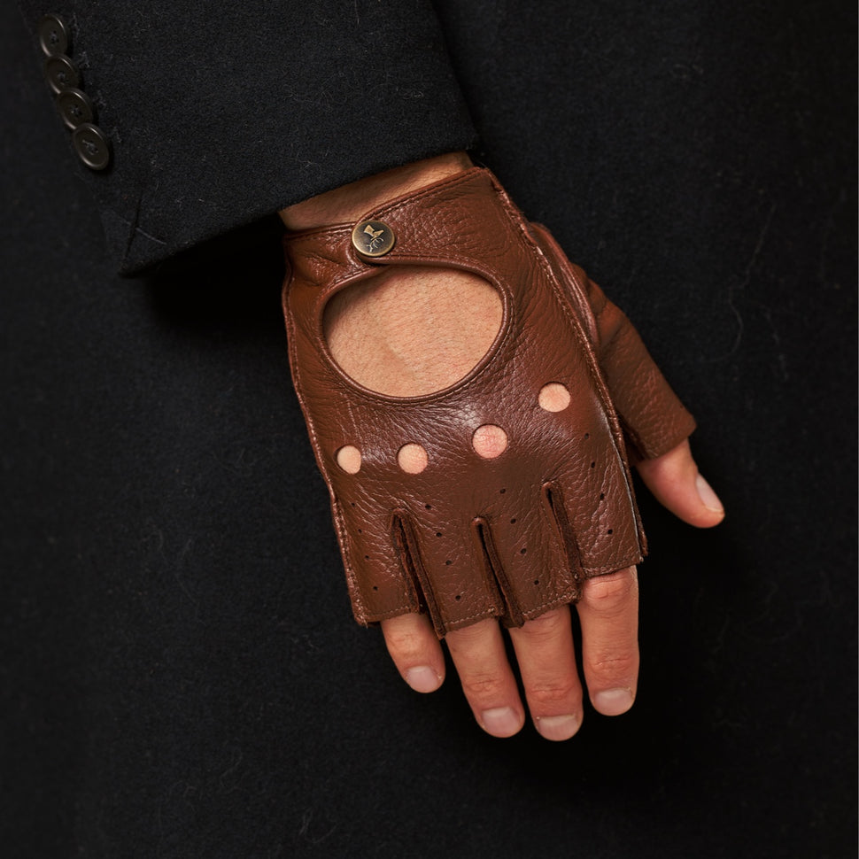 Zane (brown) – luxurious fingerless driving gloves made of American deerskin leather - Schwartz & von Halen - UK - 5