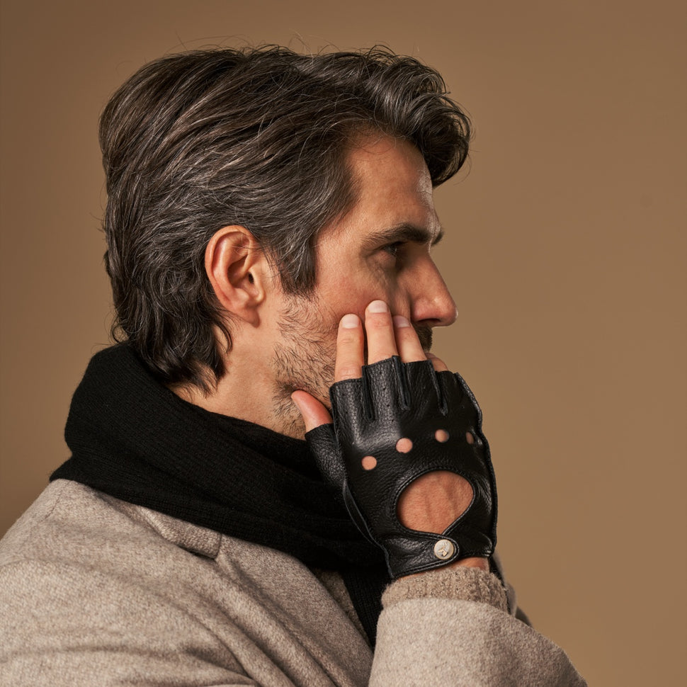 Zane (black) – luxurious fingerless driving gloves made of American deerskin leather - Schwartz & von Halen - UK - 5