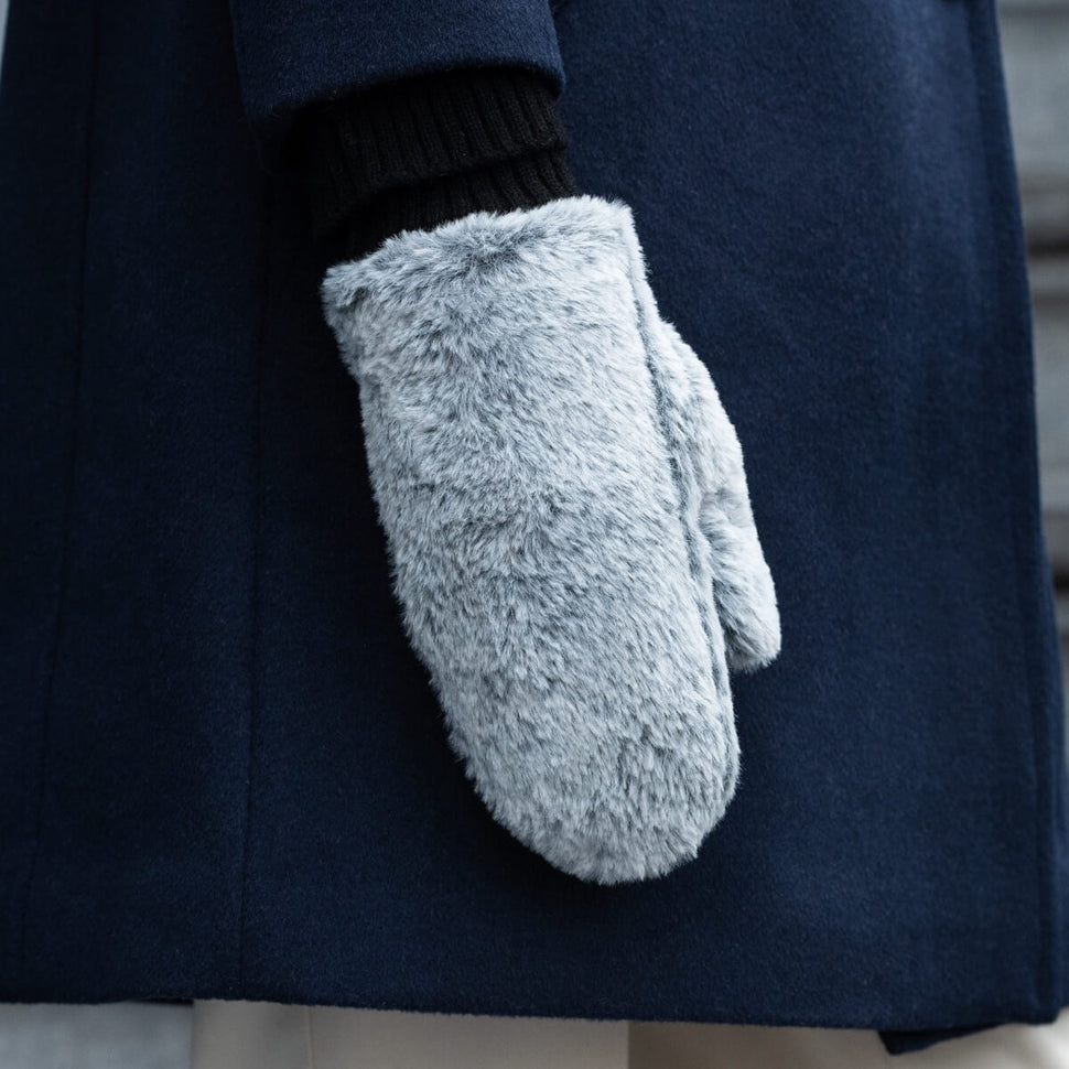Camila – fluffy mittens with faux lamb fur lining and adjustable cuff- Schwartz & von Halen - UK - 7