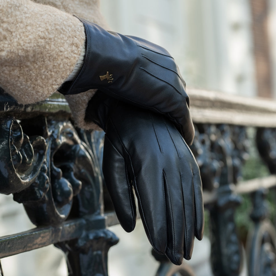 Musk - vegan leather gloves with fleece lining & touchscreen feature - Schwartz & von Halen - UK - 10