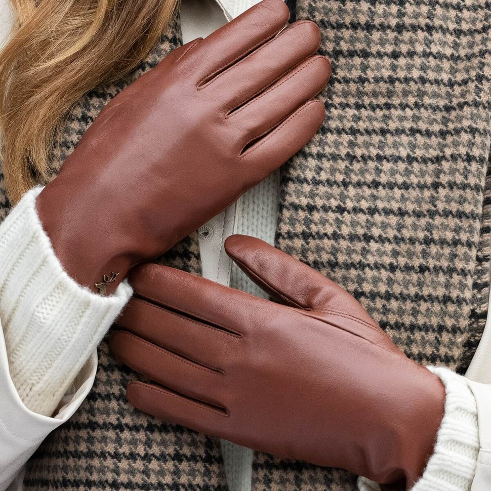 Ivy (cognac) - sheepskin leather gloves with wool/cashmere lining & touchscreen feature - Schwartz & von Halen - UK - 9