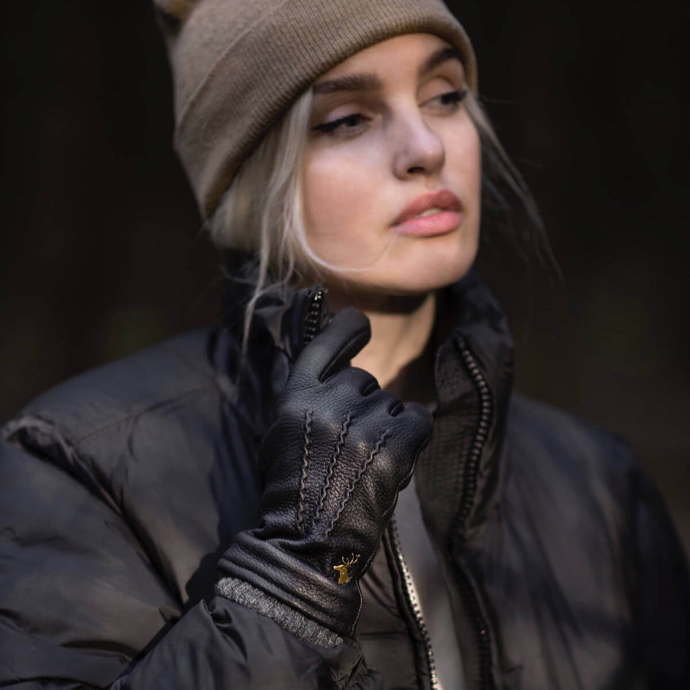 Emily (black) – deerskin (American deerskin) leather gloves with warm wool lining - Schwartz & von Halen - UK - 10