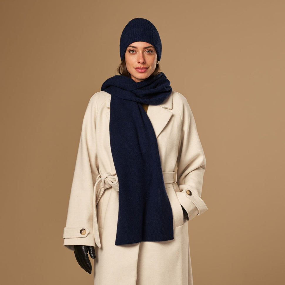 Charlie (navy blue) - premium scarf made of soft Merino wool (unisex) - Schwartz & von Halen - EU - 1