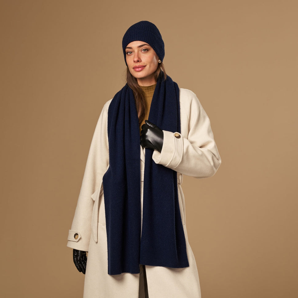 Charlie (navy blue) - premium scarf made of soft Merino wool (unisex) - Schwartz & von Halen - EU - 3