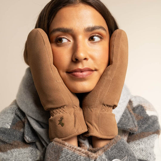 Hailey (camel) - Suede goatskin mittens with luxurious sheep fur lining