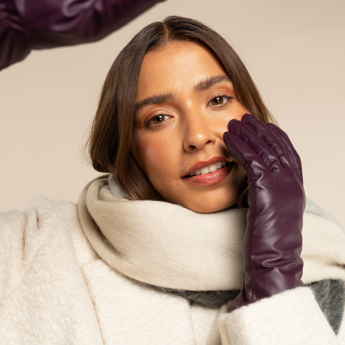 Ivy (purple) - sheepskin leather gloves with wool/cashmere lining & touchscreen feature - Schwartz & von Halen - UK - 11
