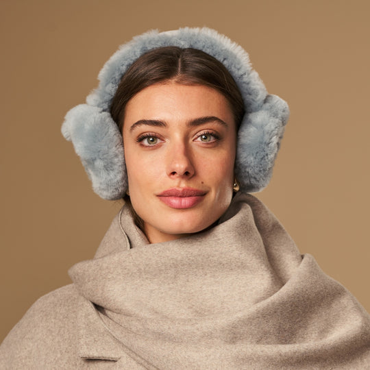Nathaly (grey) – Warm and stylish earmuffs from natural sheepskin and suede