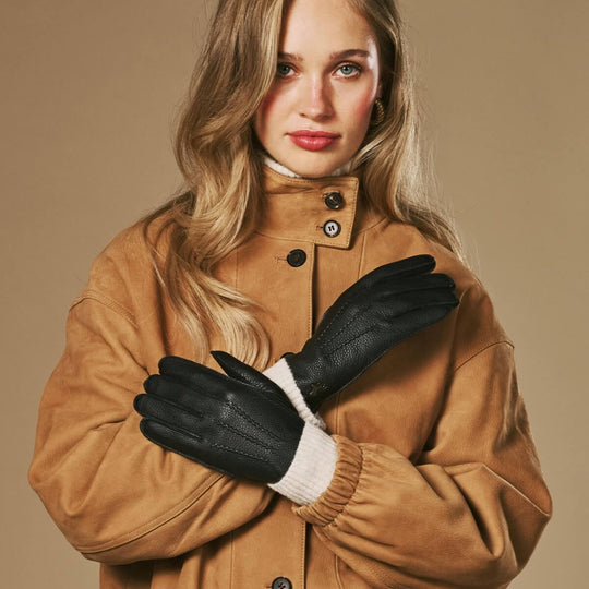 Sienna (black) – Luxurious American deerskin leather gloves with pure cashmere lining