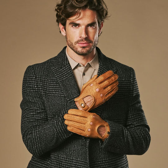 Silvio (cognac) - Exclusive peccary leather men's driving gloves