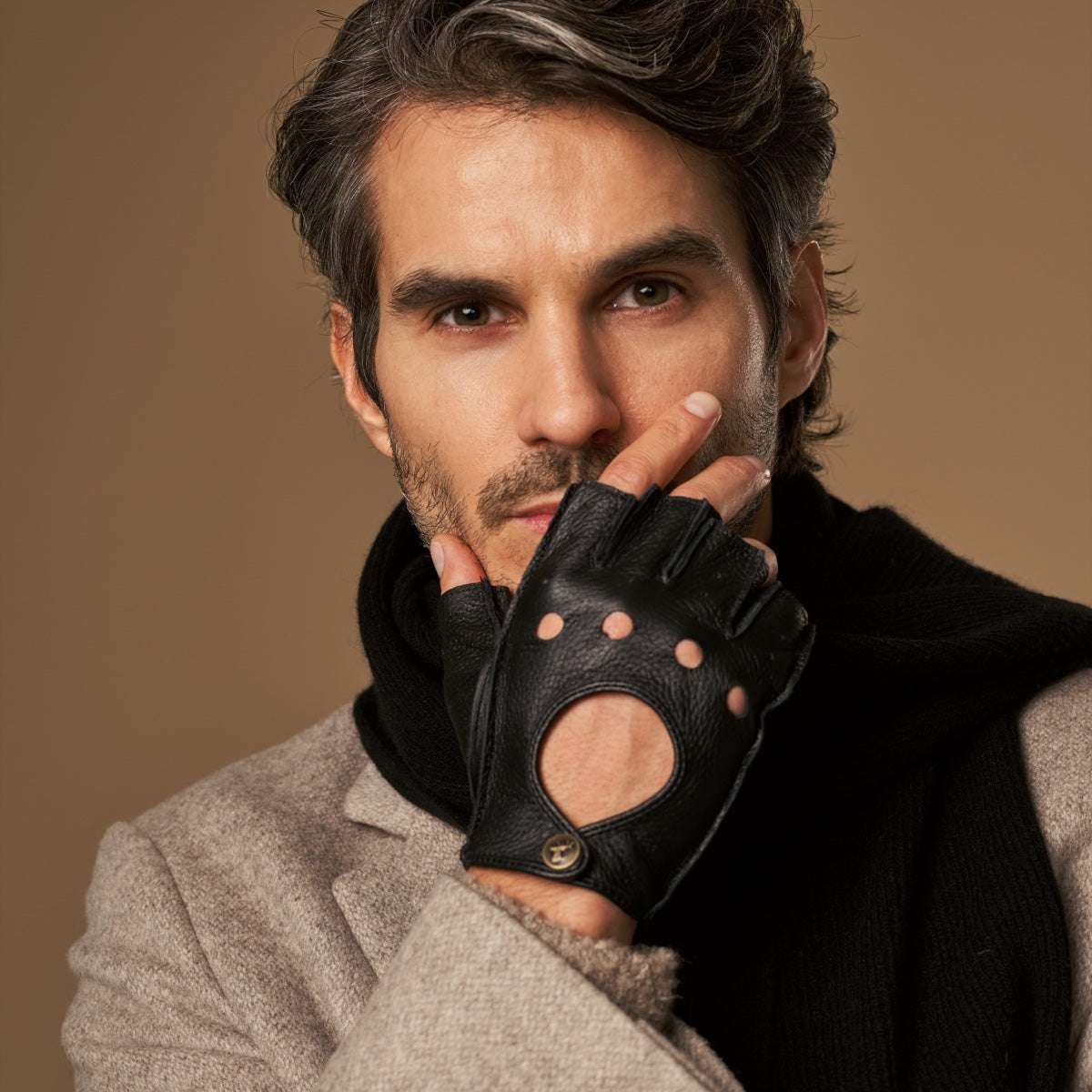 Zane (black) – luxurious fingerless driving gloves made of American deerskin leather - Schwartz & von Halen - UK - 10