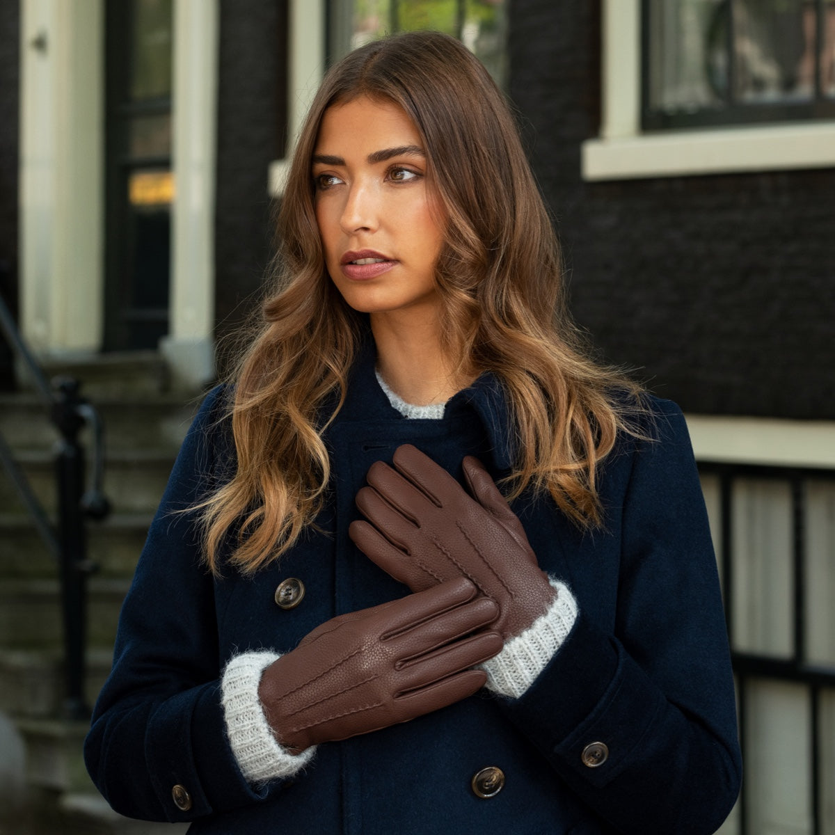 Emily (brown) – deerskin (American deerskin) leather gloves with warm wool lining - Schwartz & von Halen - UK - 5
