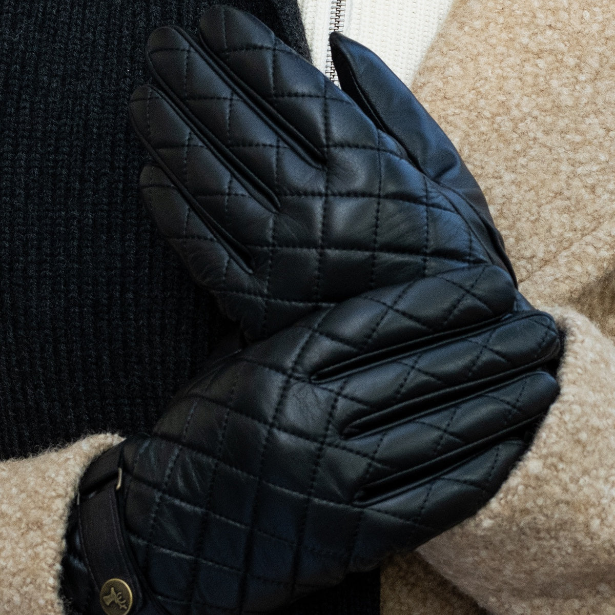 Polo ralph lauren quilted racing best sale gloves