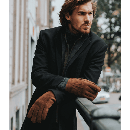 Clooney (brown) - Suede leather gloves with luxurious sheep fur lining